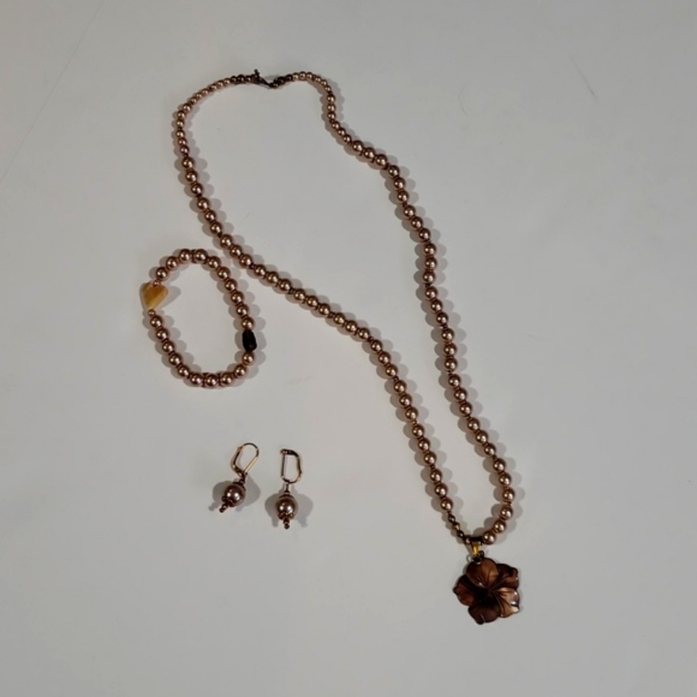 Natural Shell & Simulated Pearl Pink & Brown Necklace Bracelet Earring Set